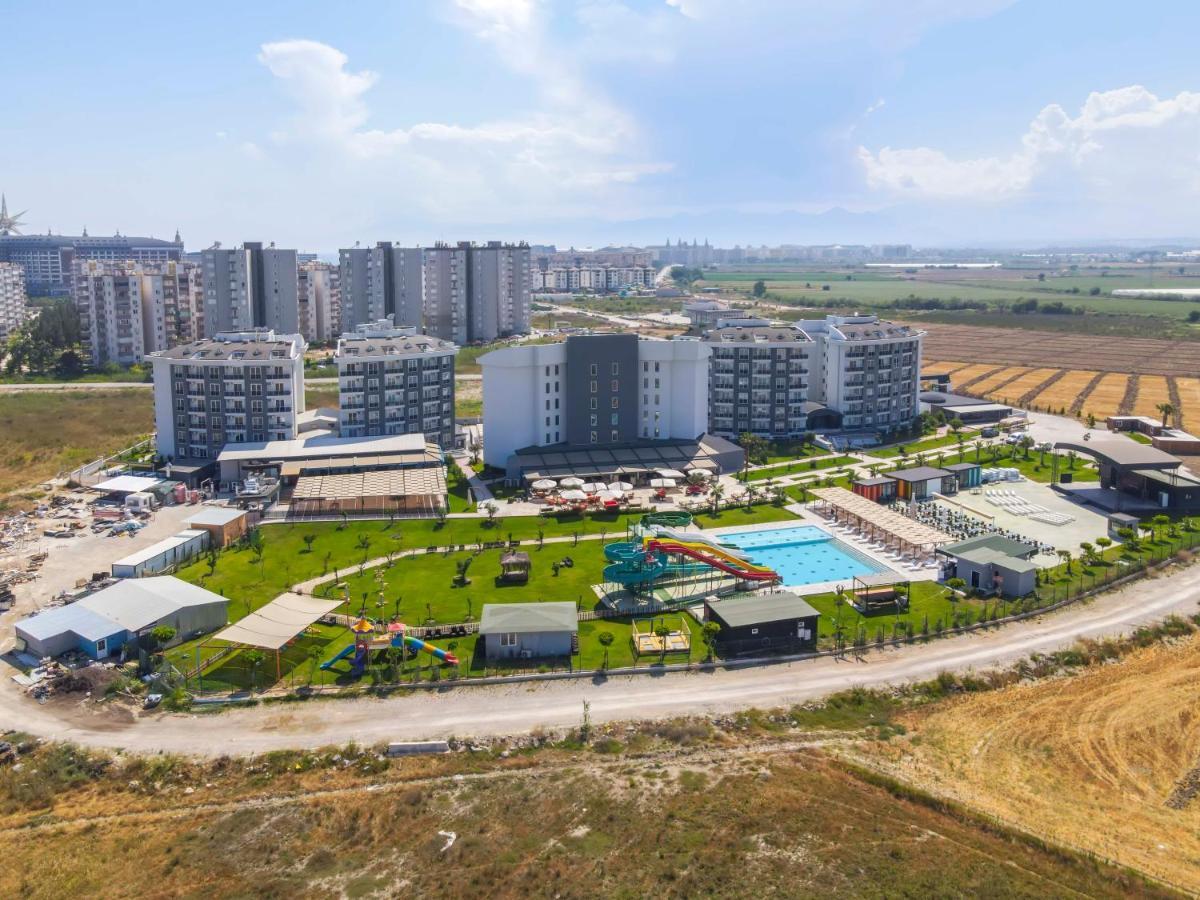 Royal Towers Lara Hotel Kemeragzi Exterior foto